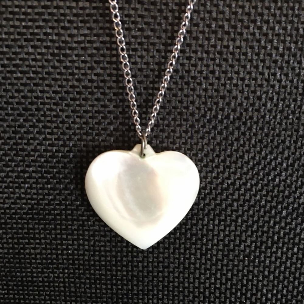 Vintage MOP heart necklace silver chain